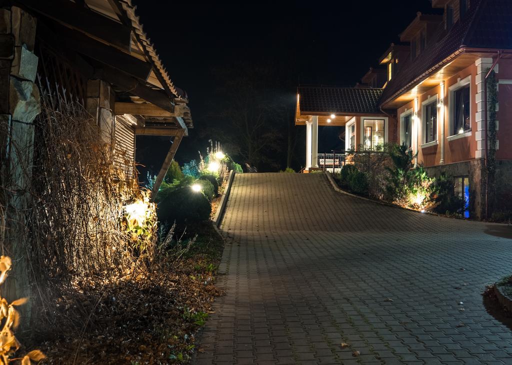 Hotel Dwór Ostoia Rymanów Exterior foto
